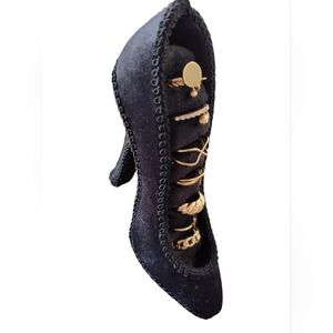 Stiletto Ring Holder